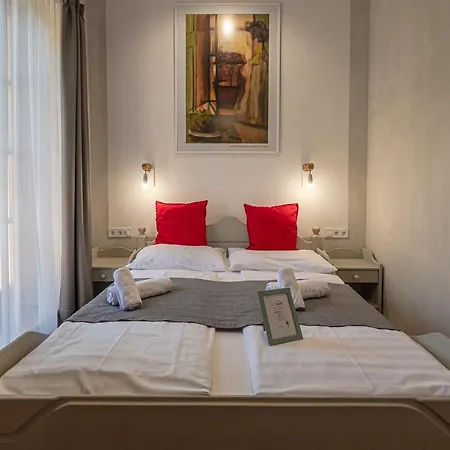 לינה וארוחת בוקר Kabala סיגליגט