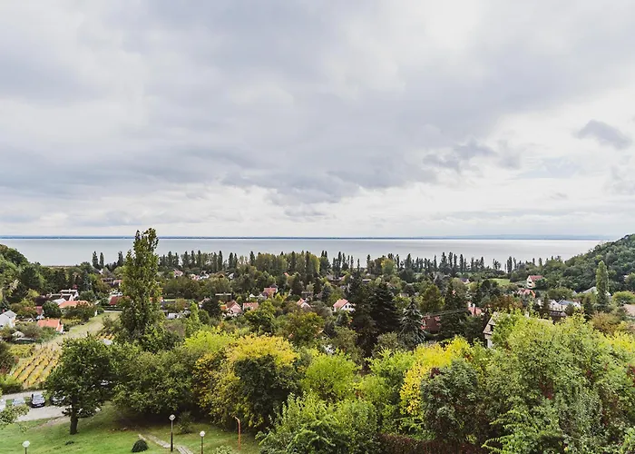 לינה וארוחת בוקר Kabala סיגליגט